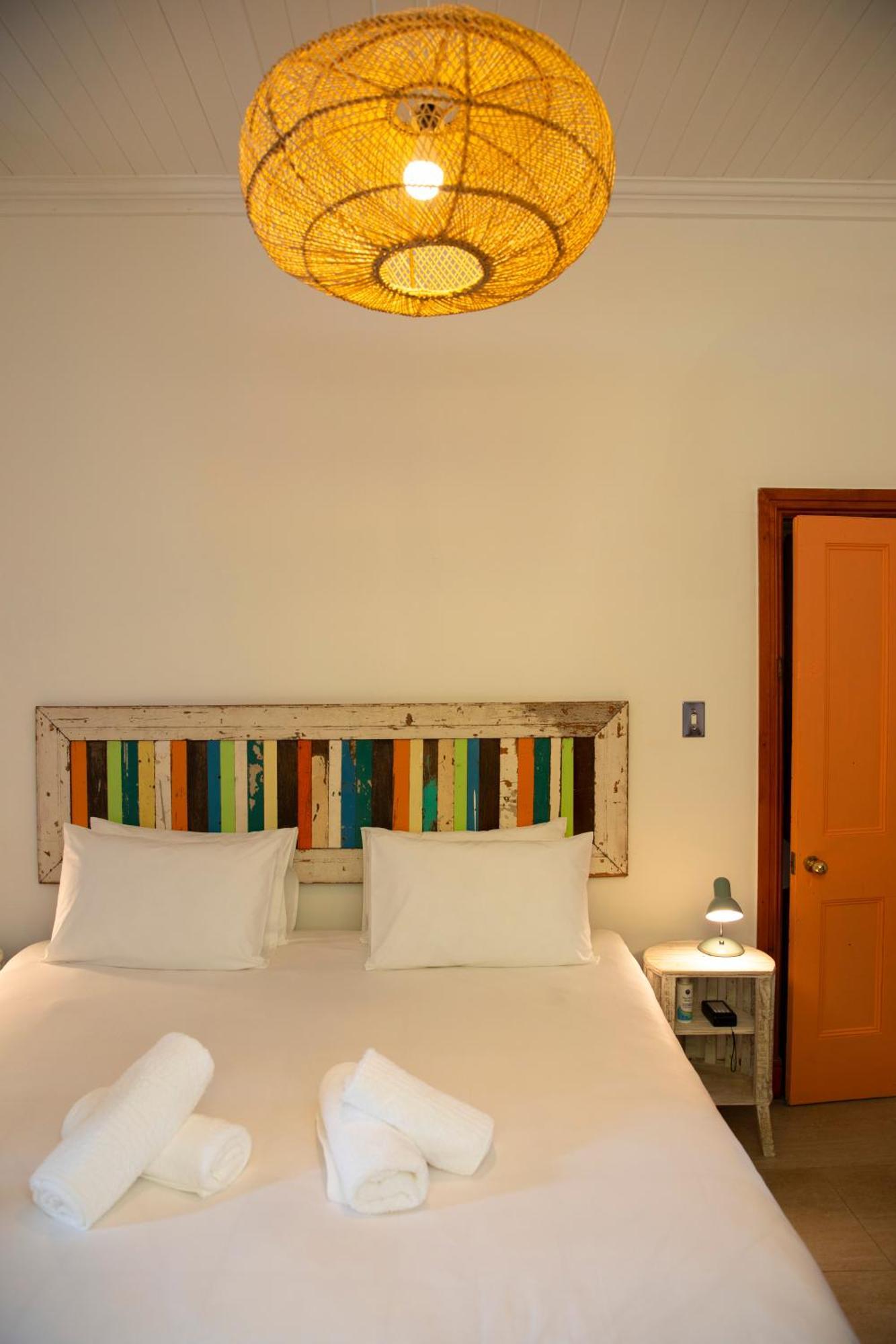 Hotel Ami Vine House à Le Cap Extérieur photo