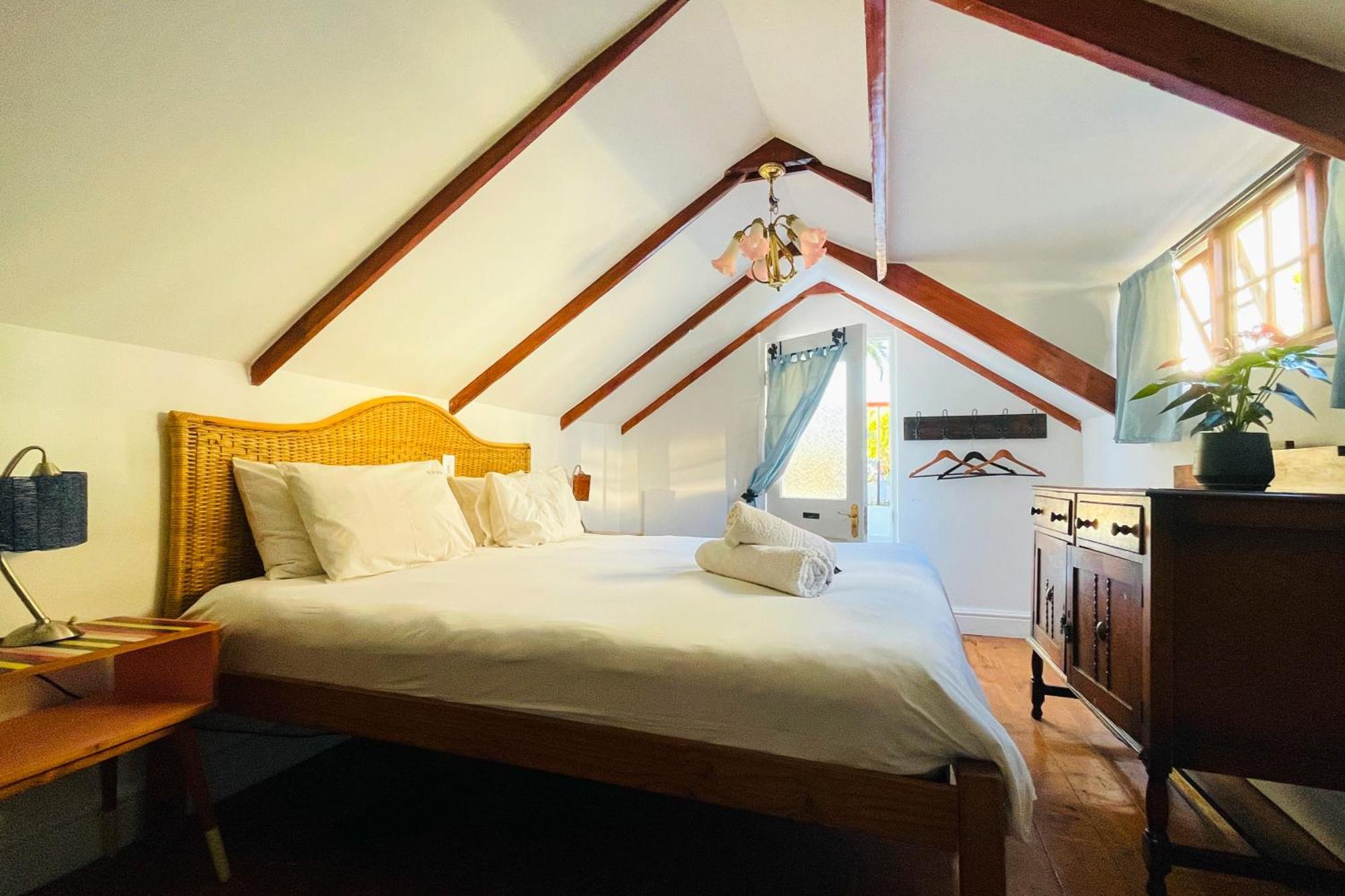 Hotel Ami Vine House à Le Cap Extérieur photo
