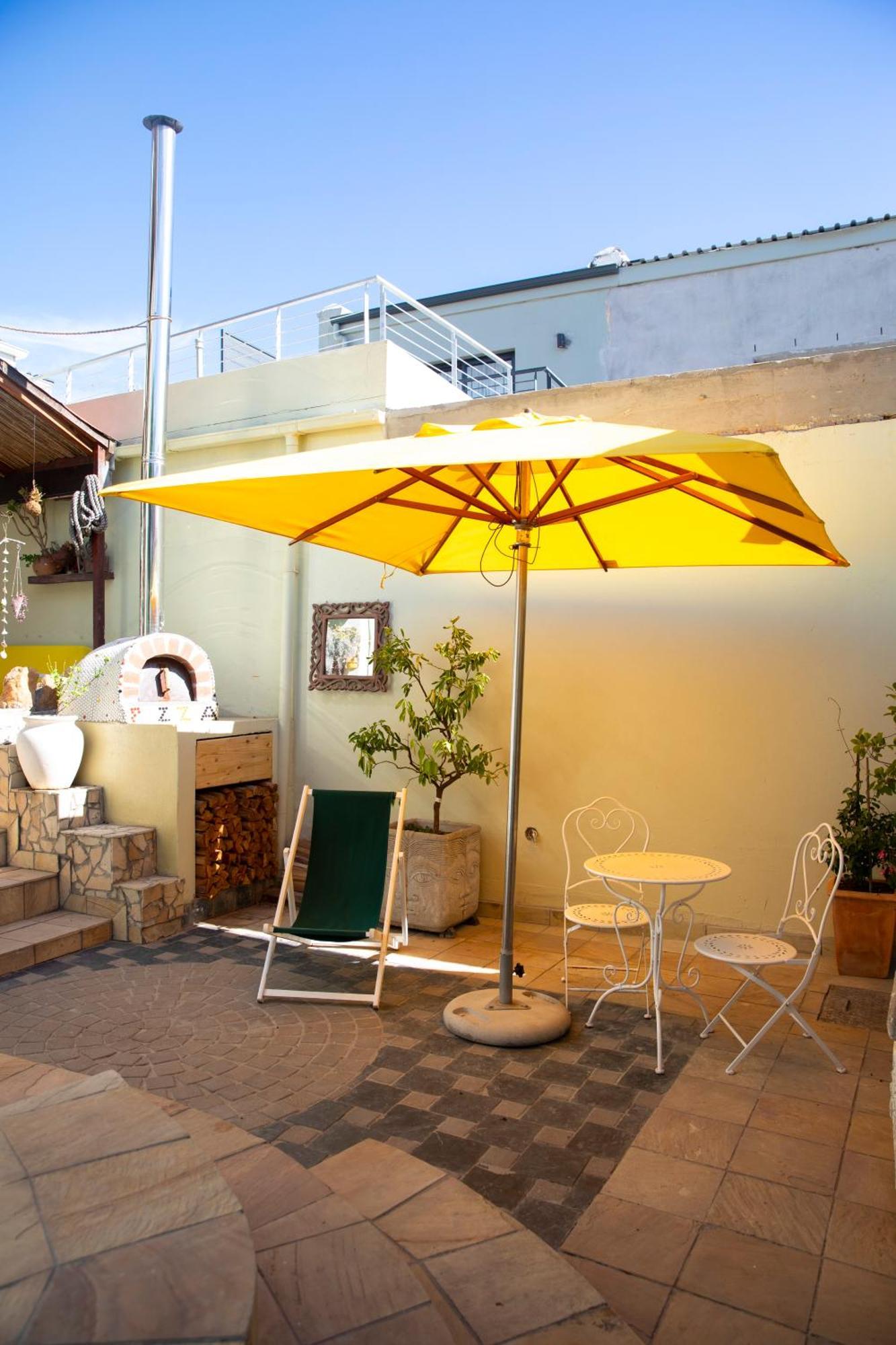Hotel Ami Vine House à Le Cap Extérieur photo
