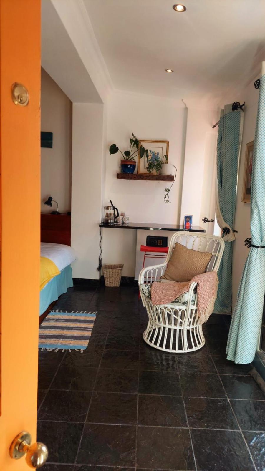 Hotel Ami Vine House à Le Cap Extérieur photo